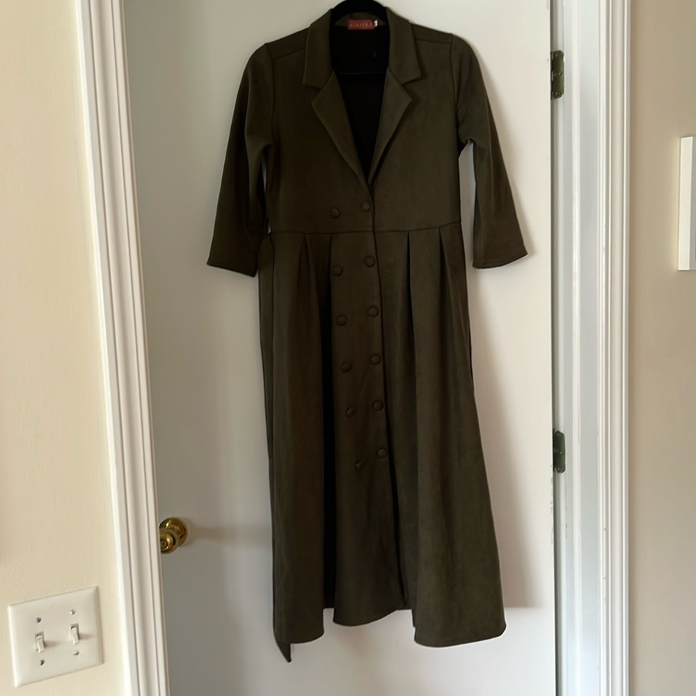 Women’s Almalka Structured Long Sleeve Dress Jacket With Collar & Chunky Buttons